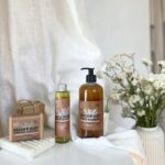 zestaw kosmetyków o zapachu kwiatu arganii