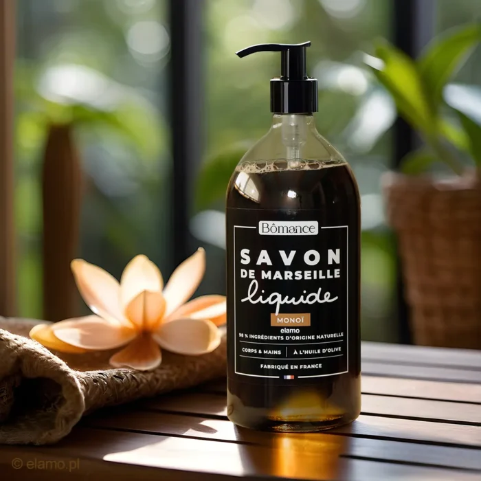 Naturalne mydło marsylskie Monoi w płynie Bômance 1L – egzotyczny zapach kwiatów Monoi, który przenosi Cię na tropikalne wyspy. Wyjątkowe mydło na bazie oliwy z oliwek, w otoczeniu natury, 98% składników naturalnych, doskonałe do codziennej pielęgnacji.
