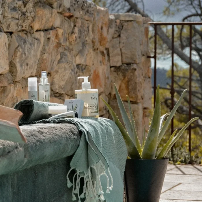 seria certyfikowanych kosmetyków z aloesem z Korfu