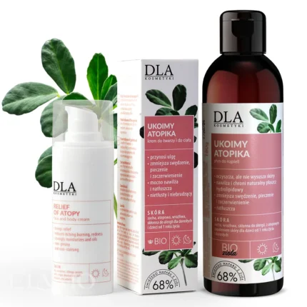 Ukoimy Atopika zestaw: krem w butelce airless + płyn do kąpieli DLA Kosmetyki, opakowania z motywem liści, packshot na białym tle