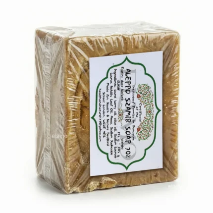 Opakowanie mydła Aleppo Szamir 70% z etykietą potwierdzającą certyfikat z Damaszku i skład INCI.