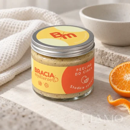 Peeling do ciała Słodkie Cytrusy Bracia Mydlarze w aranżacji pielęgnacyjnej z cytrusem