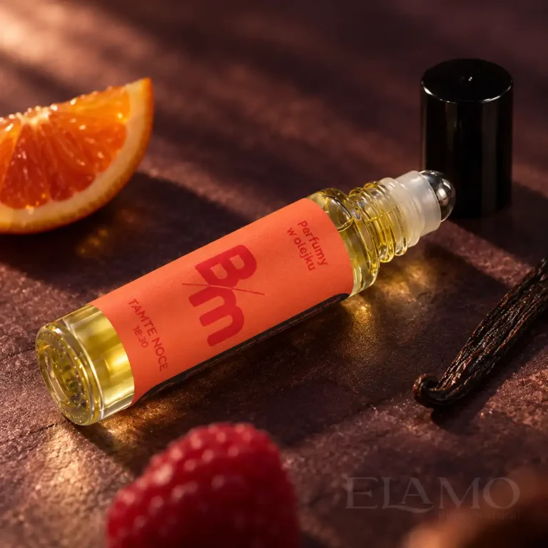 Tamte Noce 18:30 – otwarty flakon perfum w olejku z widocznym metalowym aplikatorem roll-on